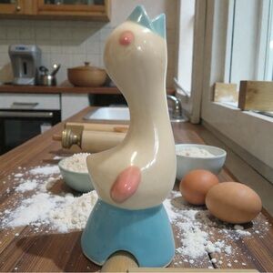 ⭐️⭐️RARE 1940’s Shawnee Pottery Pie Bird